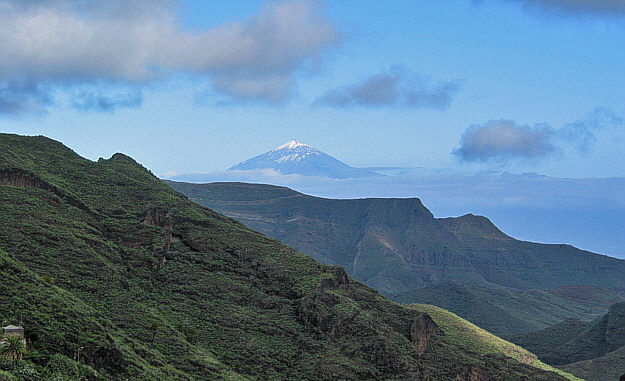 Blick auf den Teide aus den Bergen Gomeras